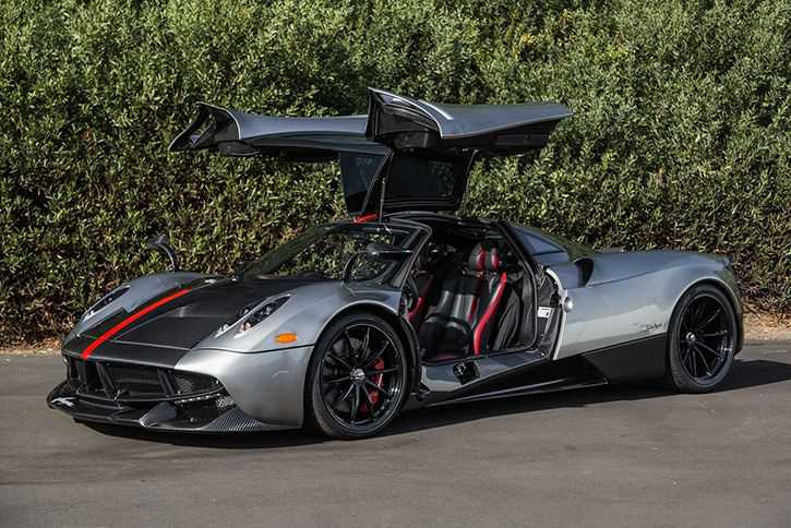 Someone Just Bought A Bugatti Chiron And Pagani Huayra Hypercars Worth Rs 38 Crore In Bitcoin!