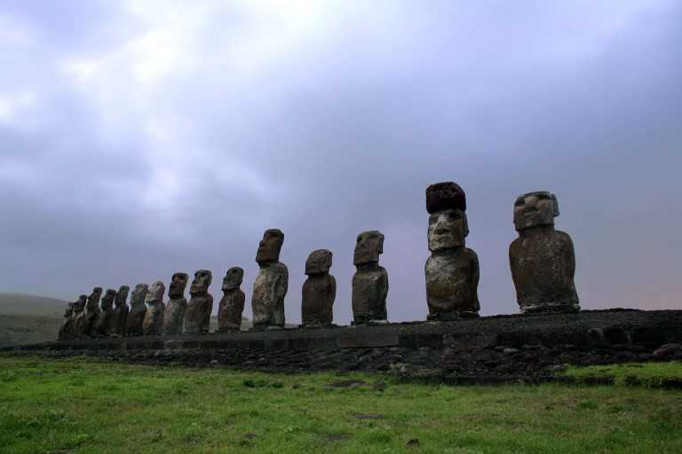Chile to restrict tourists and non-locals on Easter Island
