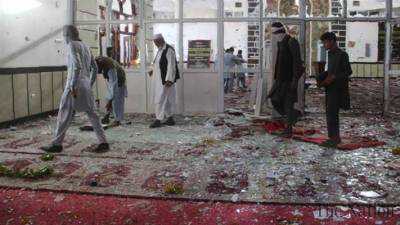 Suicide attack on Afghan mosque kills 39