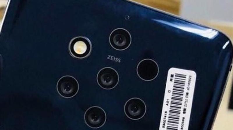 Samsung reveals Nokia’s five-camera-phone’s details