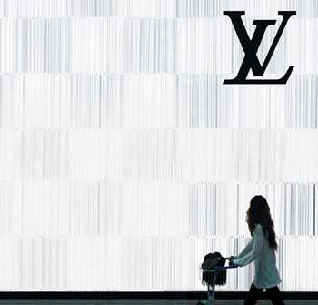 Vuitton Accused of Stiffing Customers with Returns Deadline