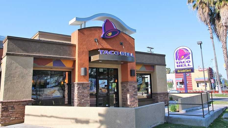 Taco Bell employee fired for refusing to serve English-speaking customer