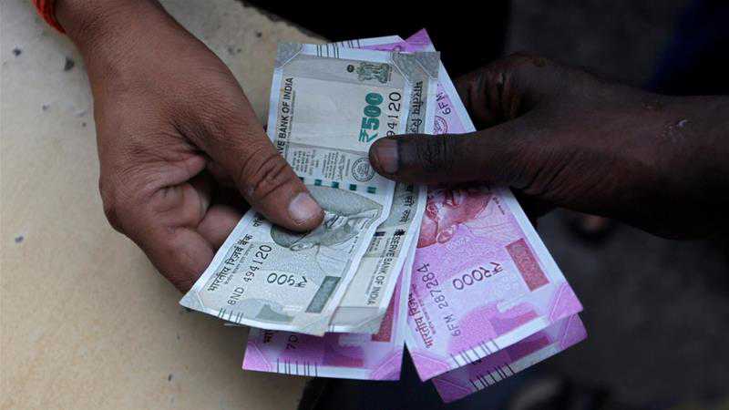 Indian rupee crisis: 'Worst is not yet over'