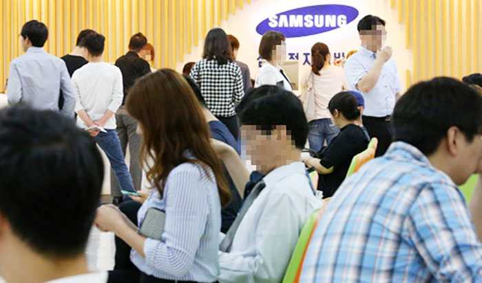 Samsung Phone Users Suffer Dearth of Service Centers