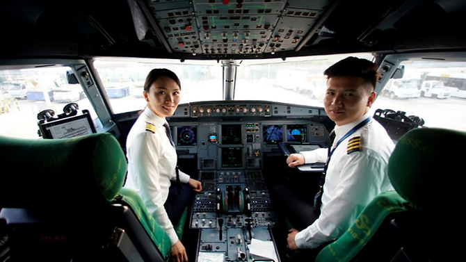 'I've gotten used to living in a man's world': In China, female pilots strain to hold up half the sky