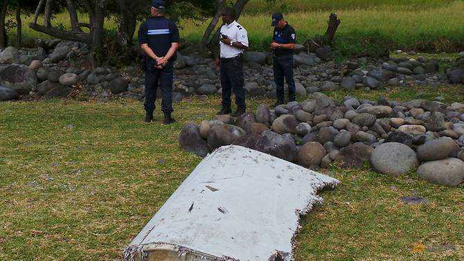 MH370: Relatives of people missing from Malaysia plane say they have found pieces of debris