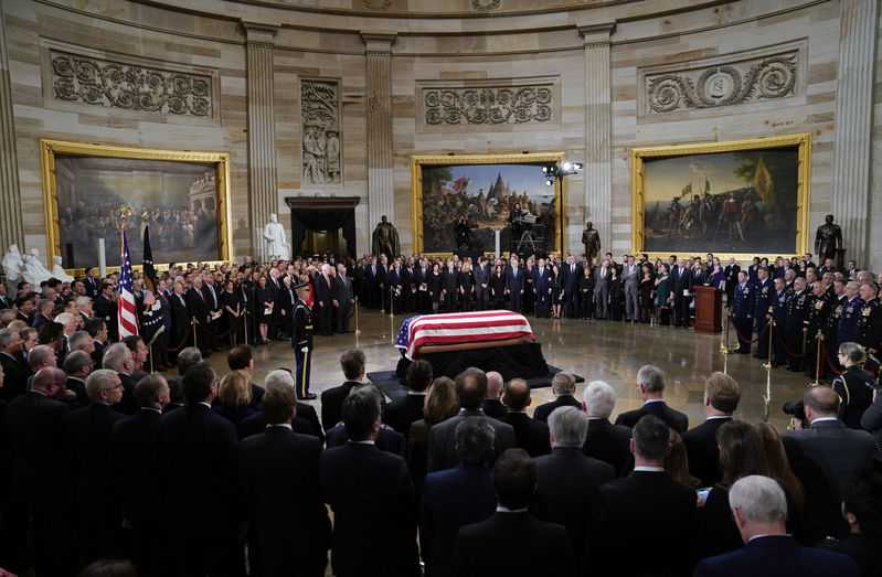 At Capitol, Bush saluted as 'gentle soul,' 'great man'