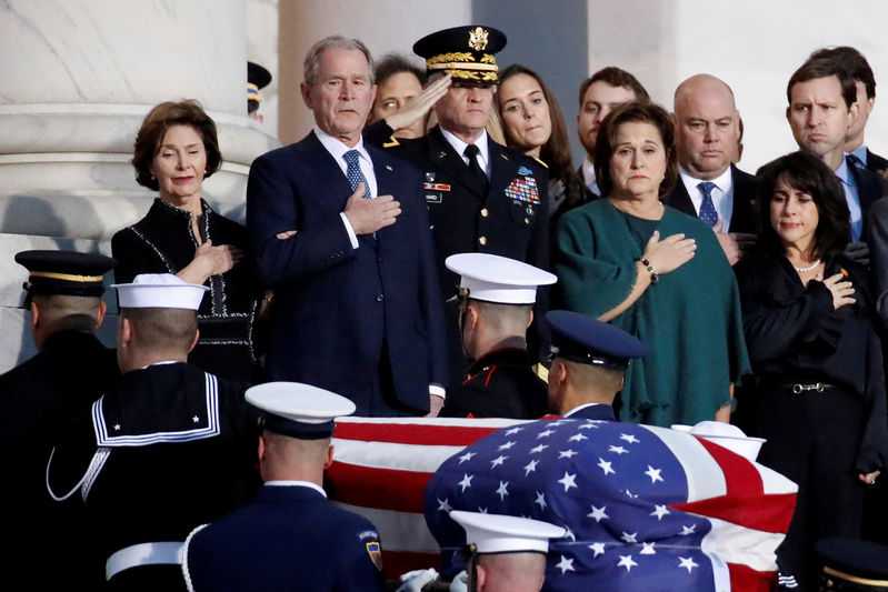Trump pays respects to late Bush in U.S. Capitol