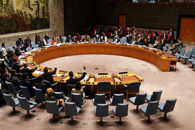 U.N. approves Yemen truce team after U.S., British tussle