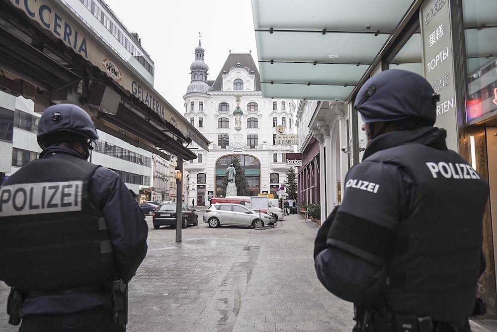 Vienna shooting 'linked to Balkan mafia': police