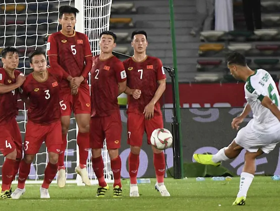 Late Iraqi Free-Kick Breaks Vietnamese Hearts At Asian Cup