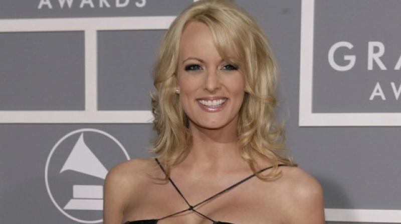 Trump's wall speech has competition, Stormy Daniels to 'fold laundry in underwear'