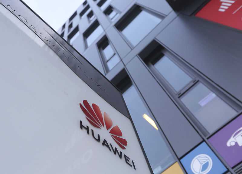 Poland arrests Huawei exec, 1 other for spying