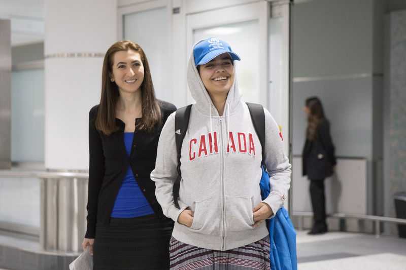 Saudi teen refugee arrives in Toronto after week of drama