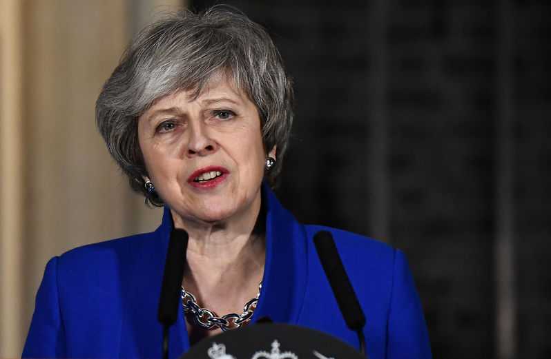 UK PM May seeks to end Brexit stalemate after winning confidence vote