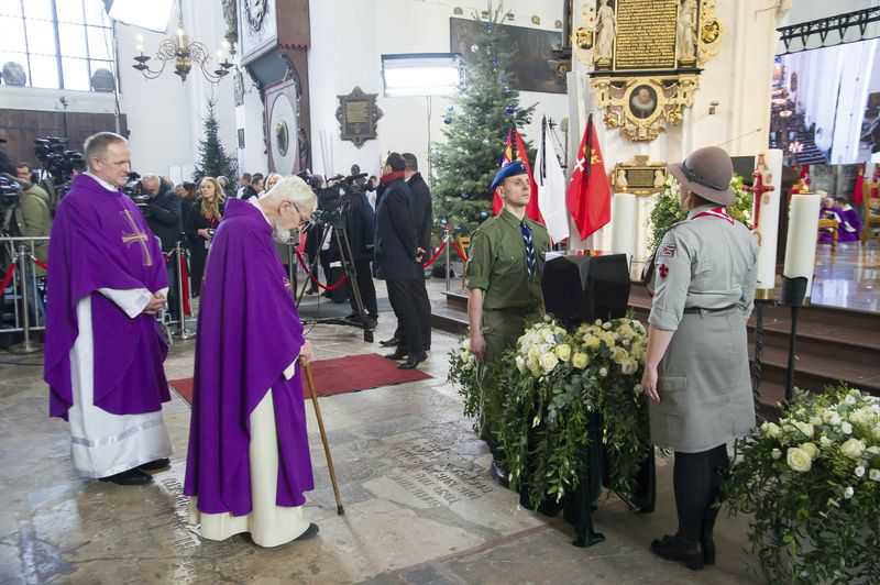 Archbishop calls for unity at Polish mayor’s funeral