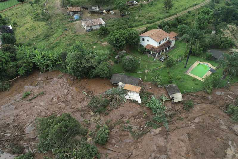 40 dead in Brazil dam collapse as hope gives way to anguish