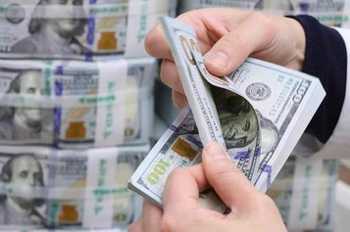 Per-Capita Income Rises to US$30,000