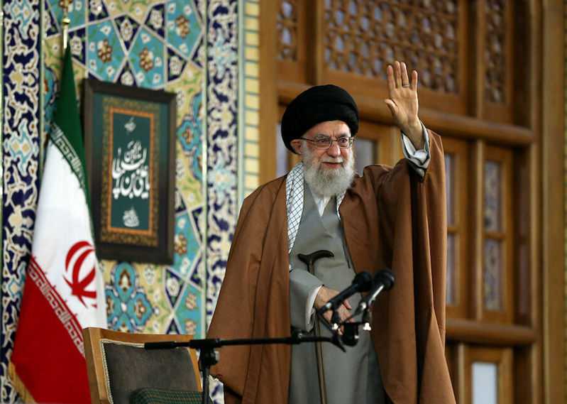 Khamenei vows to boost defense capabilities