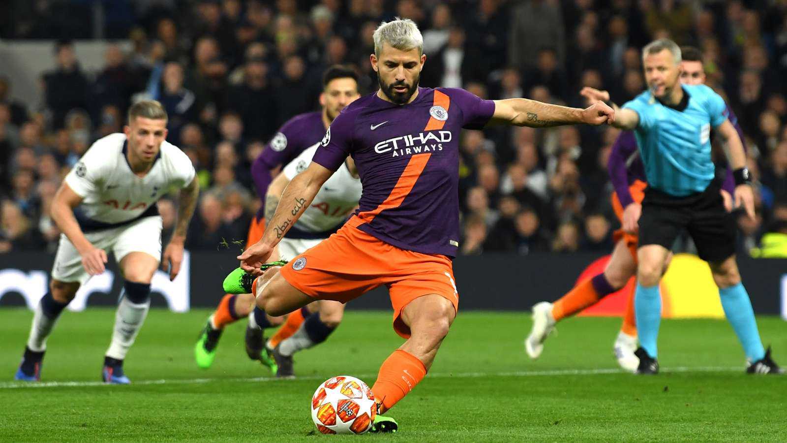 Aguero blows golden chance and leaves Guardiola to come up with the answers