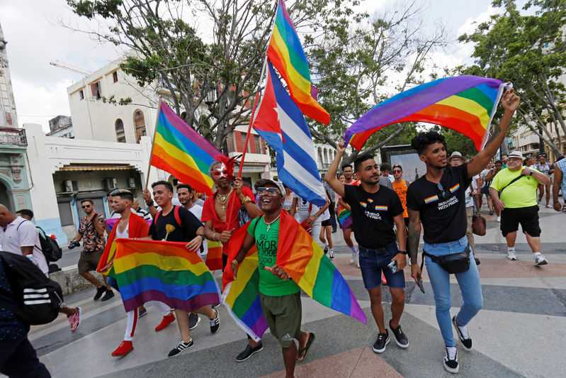 Cuban LGBT activists defy government