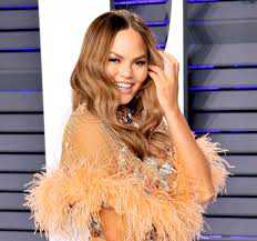 Chrissy Teigen apologizes for being a spoiler