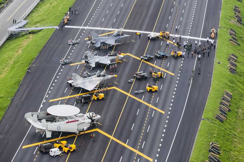 Taiwan lands warplanes on highway as part of drills