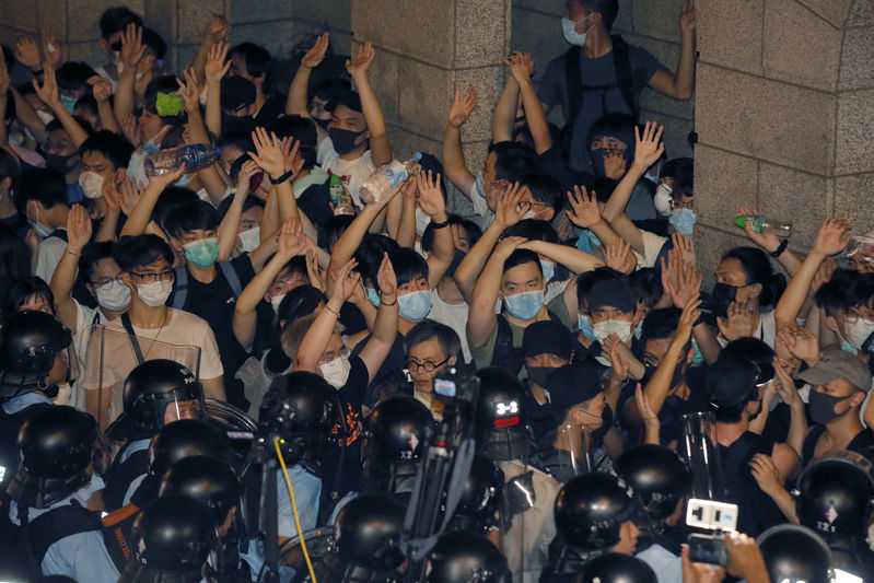 Hong Kong leader signals extradition bill will go forward