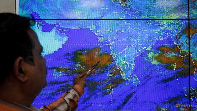 India to evacuate thousands as cyclone nears west coast