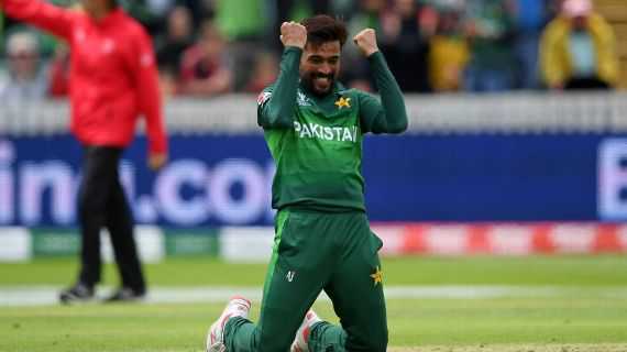 David Warner hundred enough for Australia as Pakistan comeback falls short