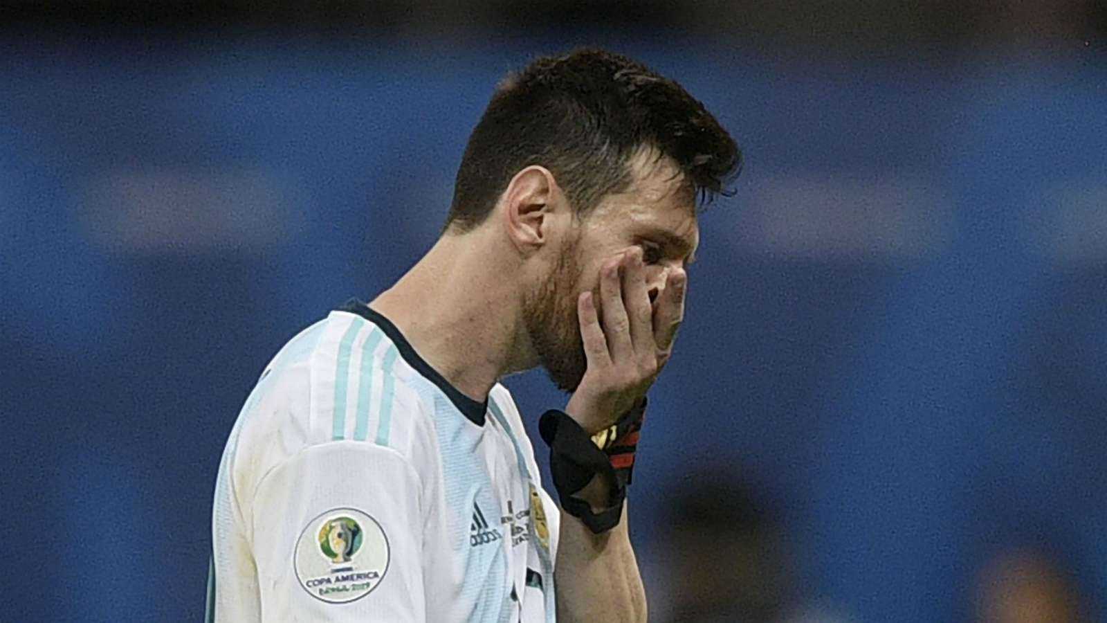 Messi powerless to turn around anarchic Argentina in damaging Copa defeat