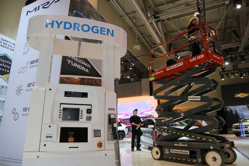 Hydrogen fuel is promising yet problematic