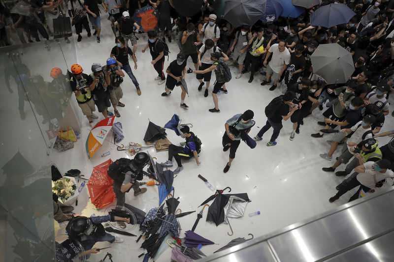 Hong Kong leader says protesters in latest clashes can be called ‘rioters’