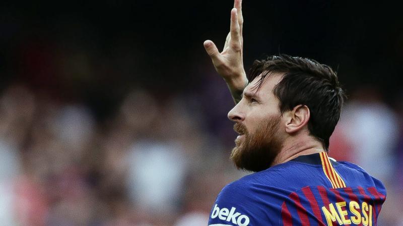 Messi back in training, could be fit for weekend's game