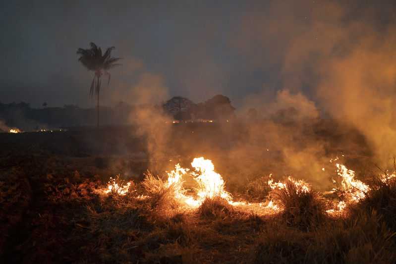 Brazilian troops begin deploying to fight Amazon fires