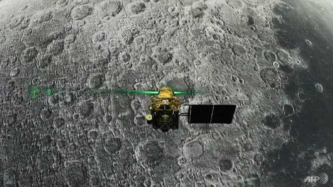India space agency loses communication with Moon-landing craft