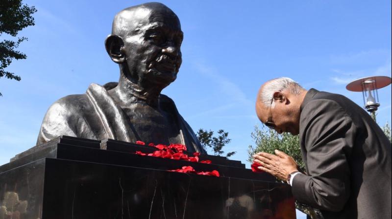President Kovind unveils Mahatma Gandhi's statue in Switzerland