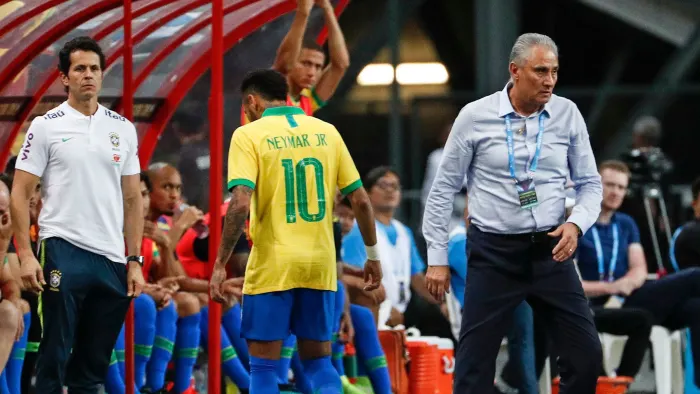 Neymar Exits Brazil Friendly vs. Nigeria With Injury Scare