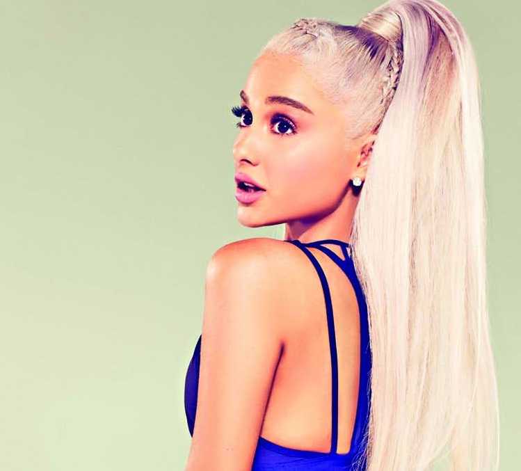 I'm in a lot of pain, says Ariana Grande