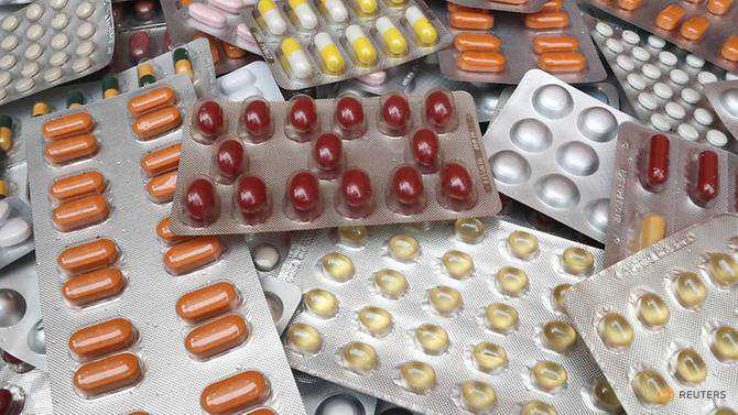 China to use drug bulk-buy program to close price gap