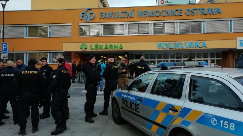 Gunman, who killed 6, shot himself after Czech hospital rampage: police