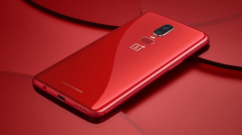 OnePlus devices to now also be available with SRK group Mumbai stores