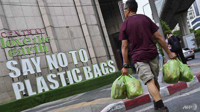 Thailand kicks off 2020 with plastic bag ban