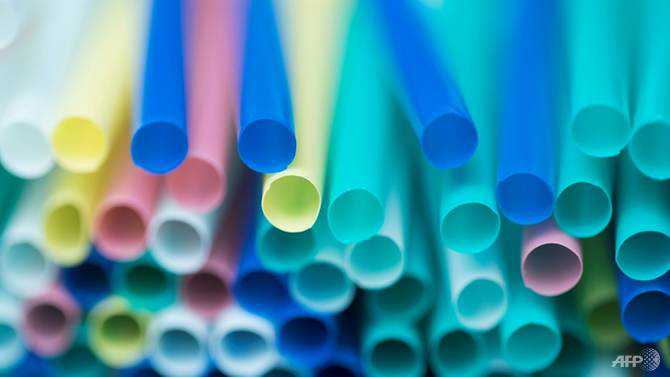 China moves to phase out single-use plastics