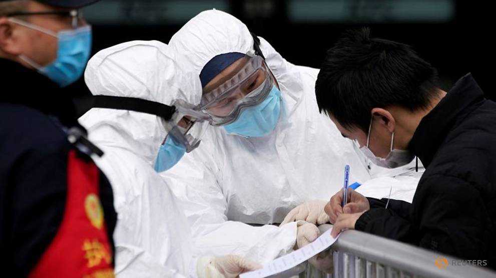 Chinese markets plunge US$420 billion as rising novel coronavirus death toll fuels fears for global growth