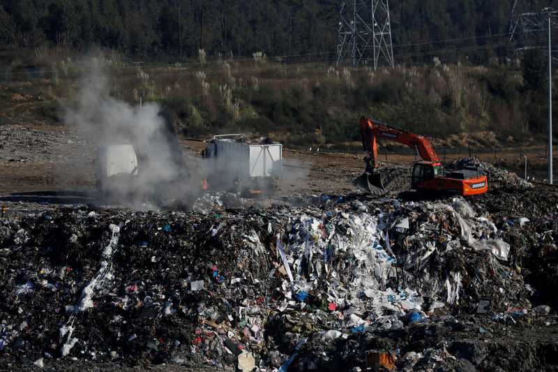 Portugal tackles foreign trash amid wave of indignation