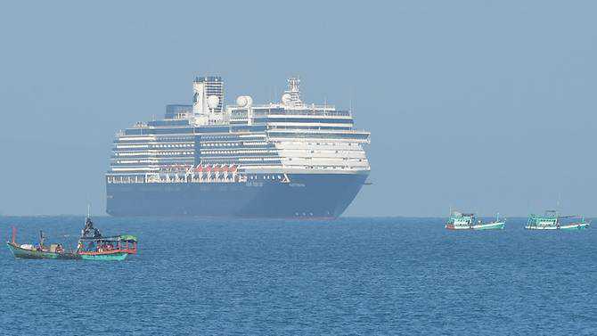 Cruise ship shunned over coronavirus fears arrives in Cambodia