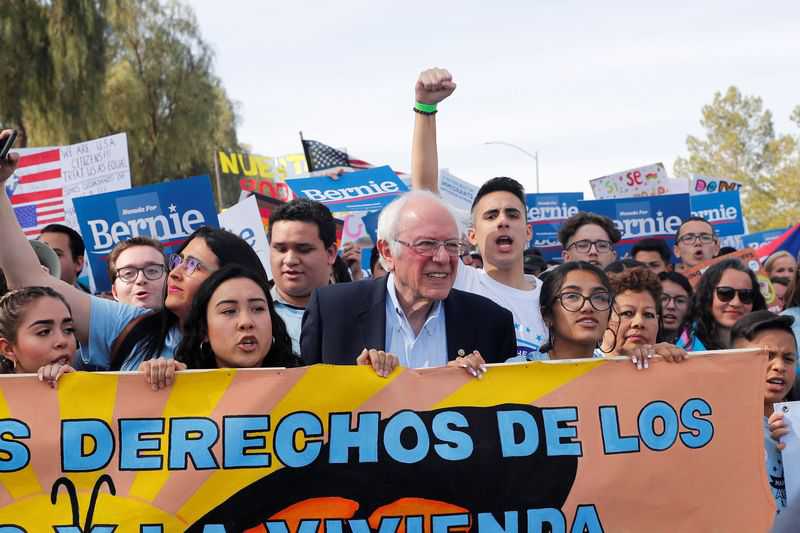 Sanders’ bond with Latinos gets 1st test of many in Nevada