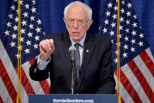 Sanders shrugs off primary defeats, remains in Democratic race