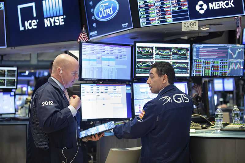 Dow drops more than 900 points, ending worst week since 2008